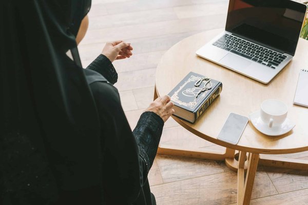 Quelles sont les meilleures librairies musulmanes en ligne pour trouver des livres religieux ?